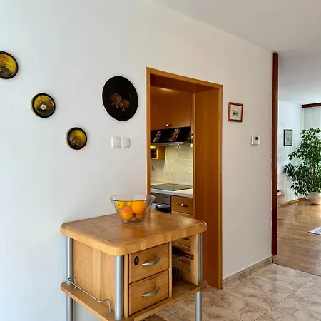 Villa With Garden *